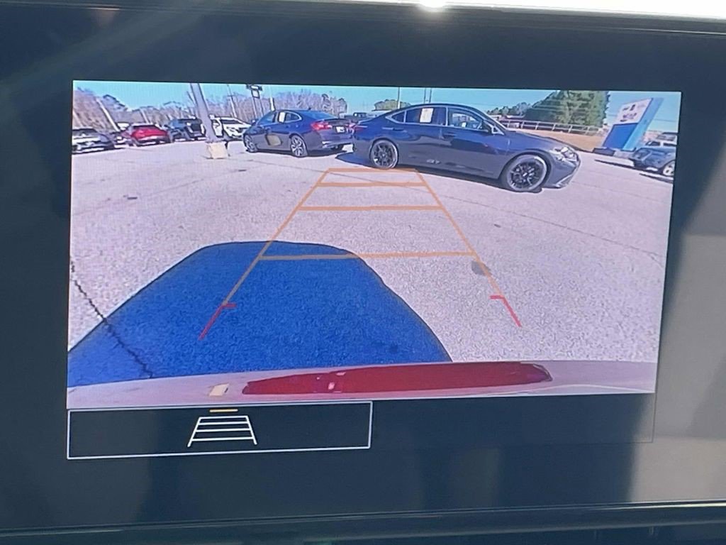 Certified 2025 Chevrolet Trax RS w/ Sunroof Package image 15