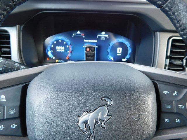Used 2025 Ford Bronco Badlands image 27