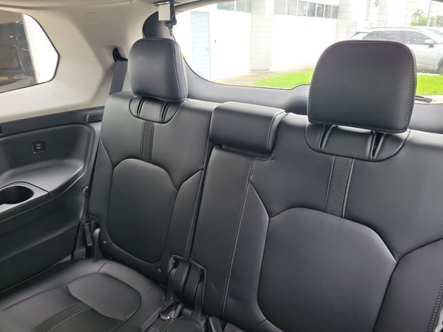 Used 2024 Honda Pilot EX-L image 13