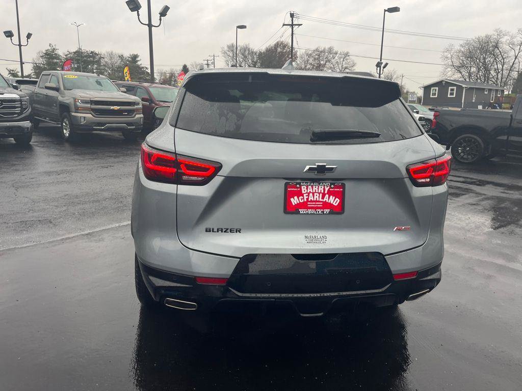 Used 2025 Chevrolet Blazer RS FWD image 4