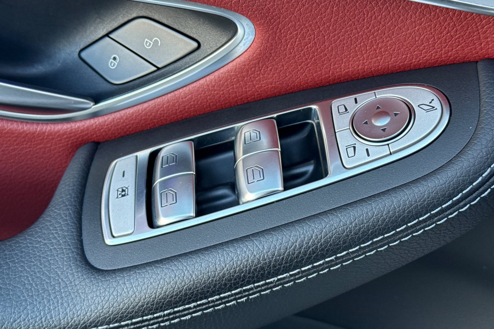 Certified 2023 Mercedes-Benz GLC 300 4MATIC Coupe image 14
