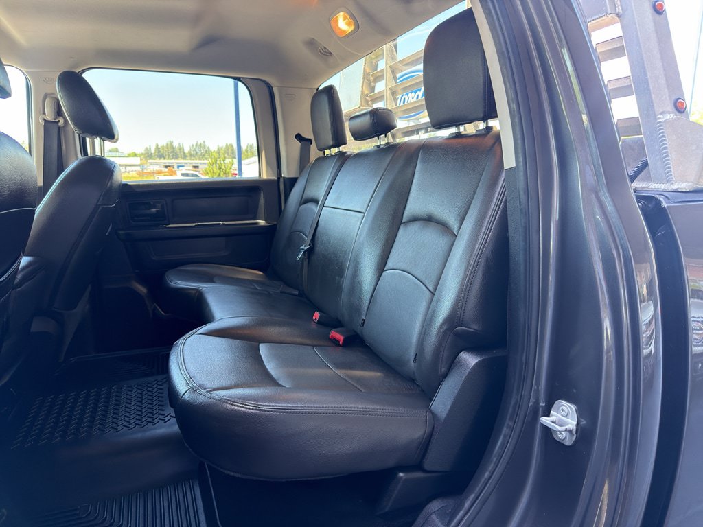Used 2016 RAM 2500 Tradesman w/ Chrome Appearance Group AWD/4WD image 36