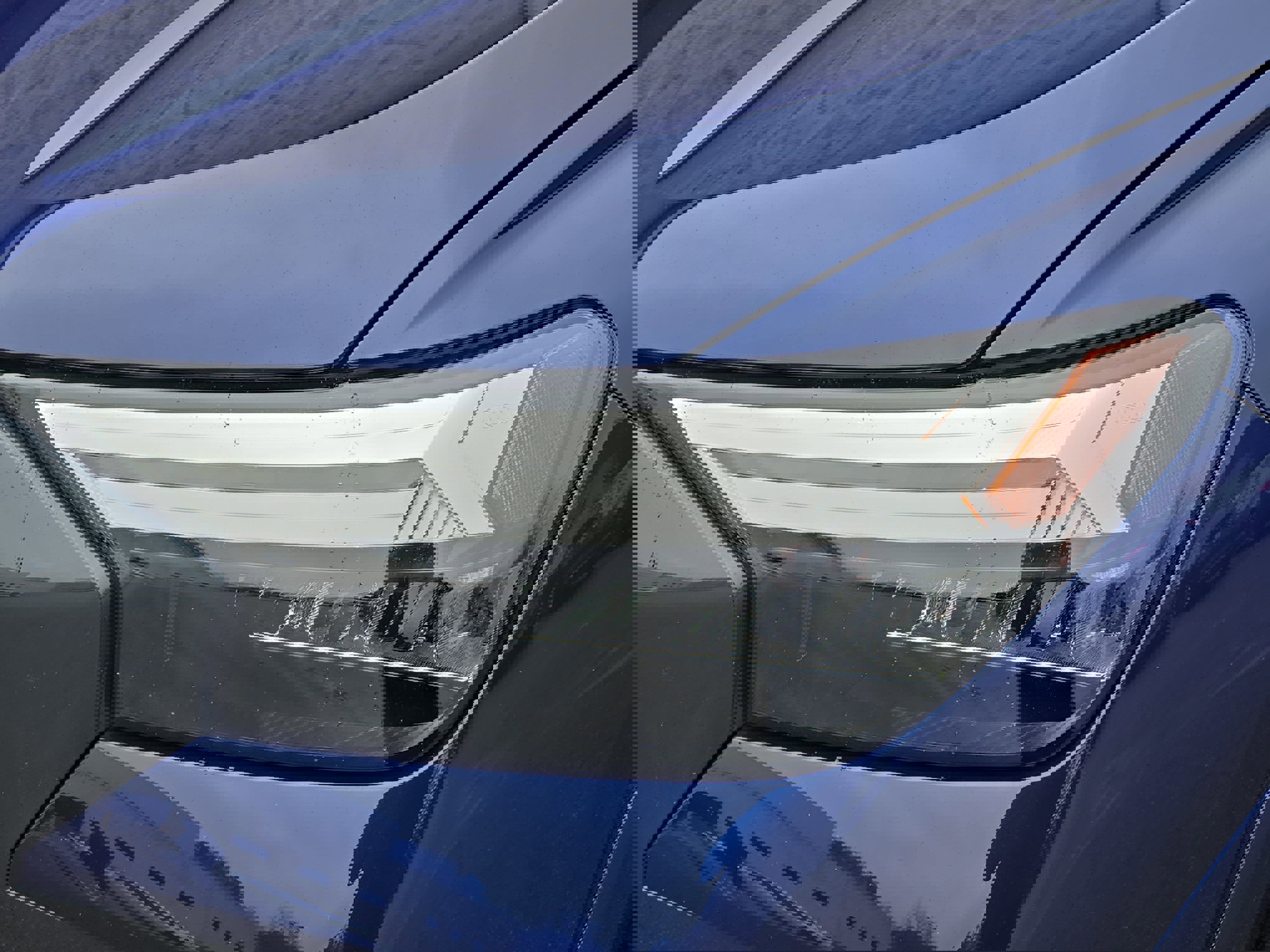 Used 2023 Audi Q4 e-tron Premium Plus w/ Premium Plus image 31