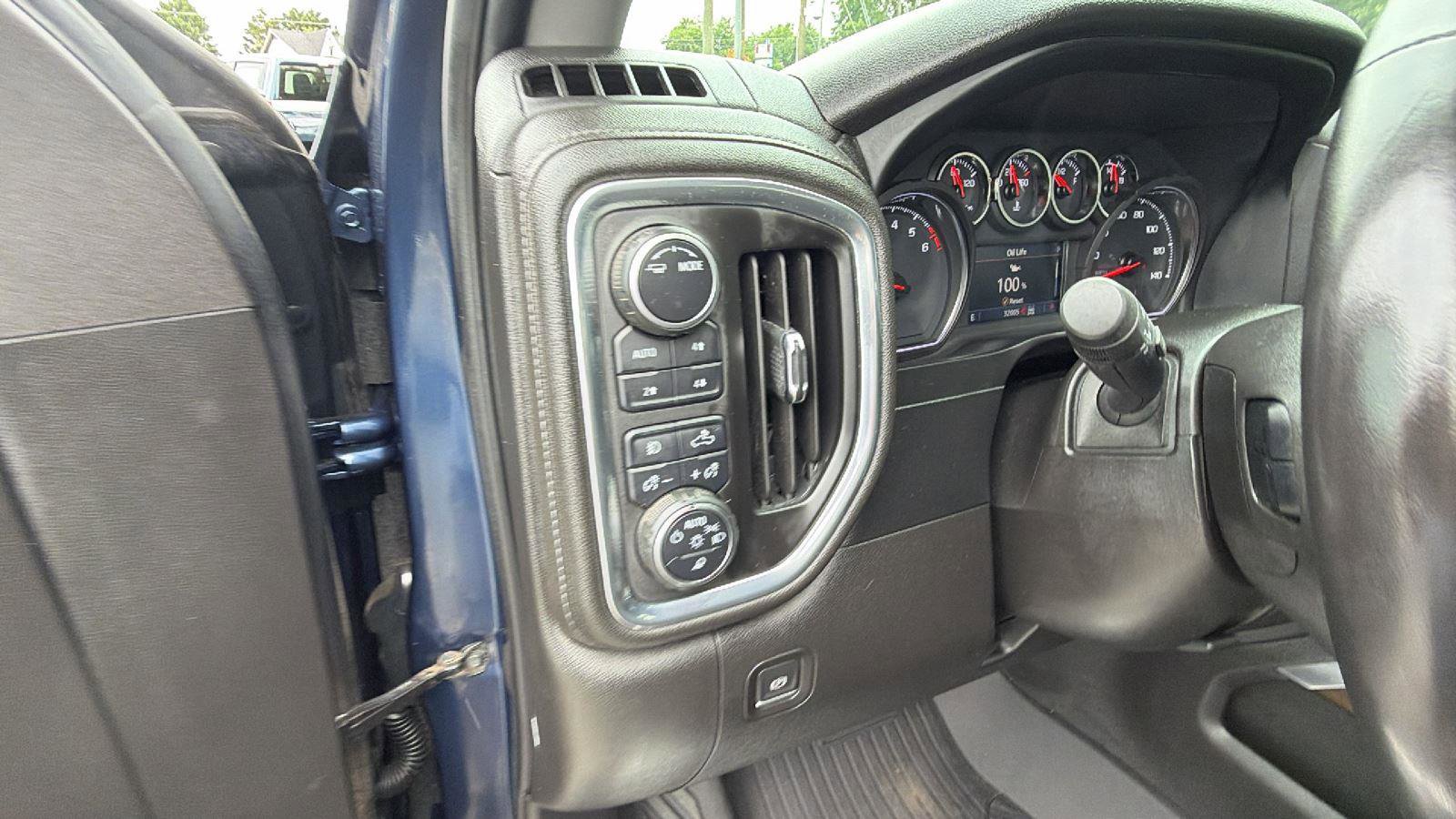 Used 2022 Chevrolet Silverado 1500 RST AWD/4WD image 21