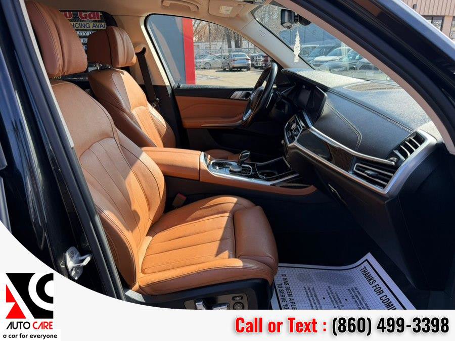 Used 2019 BMW X7 xDrive50i w/ Premium Package image 9