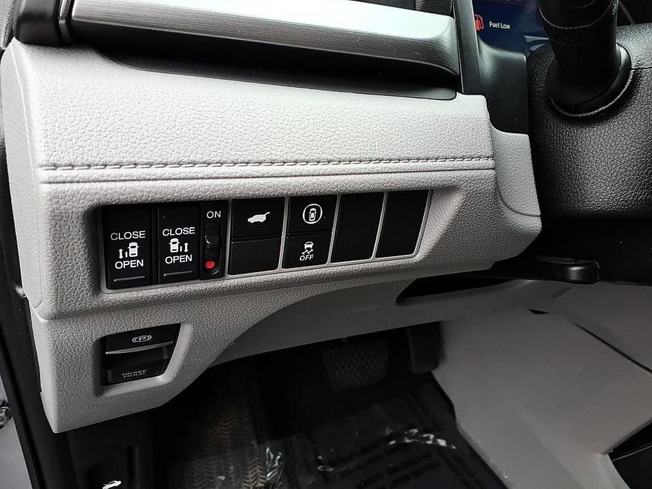 Used 2023 Honda Odyssey EX-L image 14