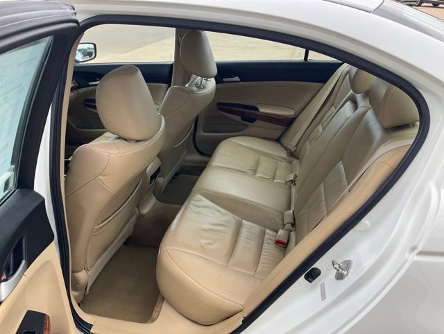 Used 2011 Honda Accord EX-L image 25