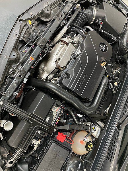 Used 2018 Chevrolet Malibu LT image 16