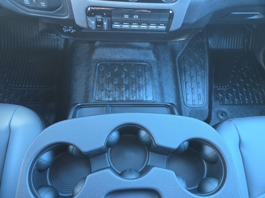 New 2026 RAM 4500 Tradesman AWD/4WD image 18