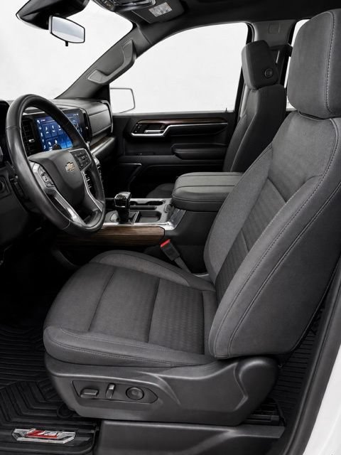 Used 2024 Chevrolet Silverado 1500 RST AWD/4WD image 14