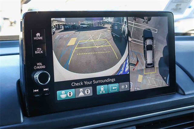 Used 2023 Honda Pilot Elite image 27