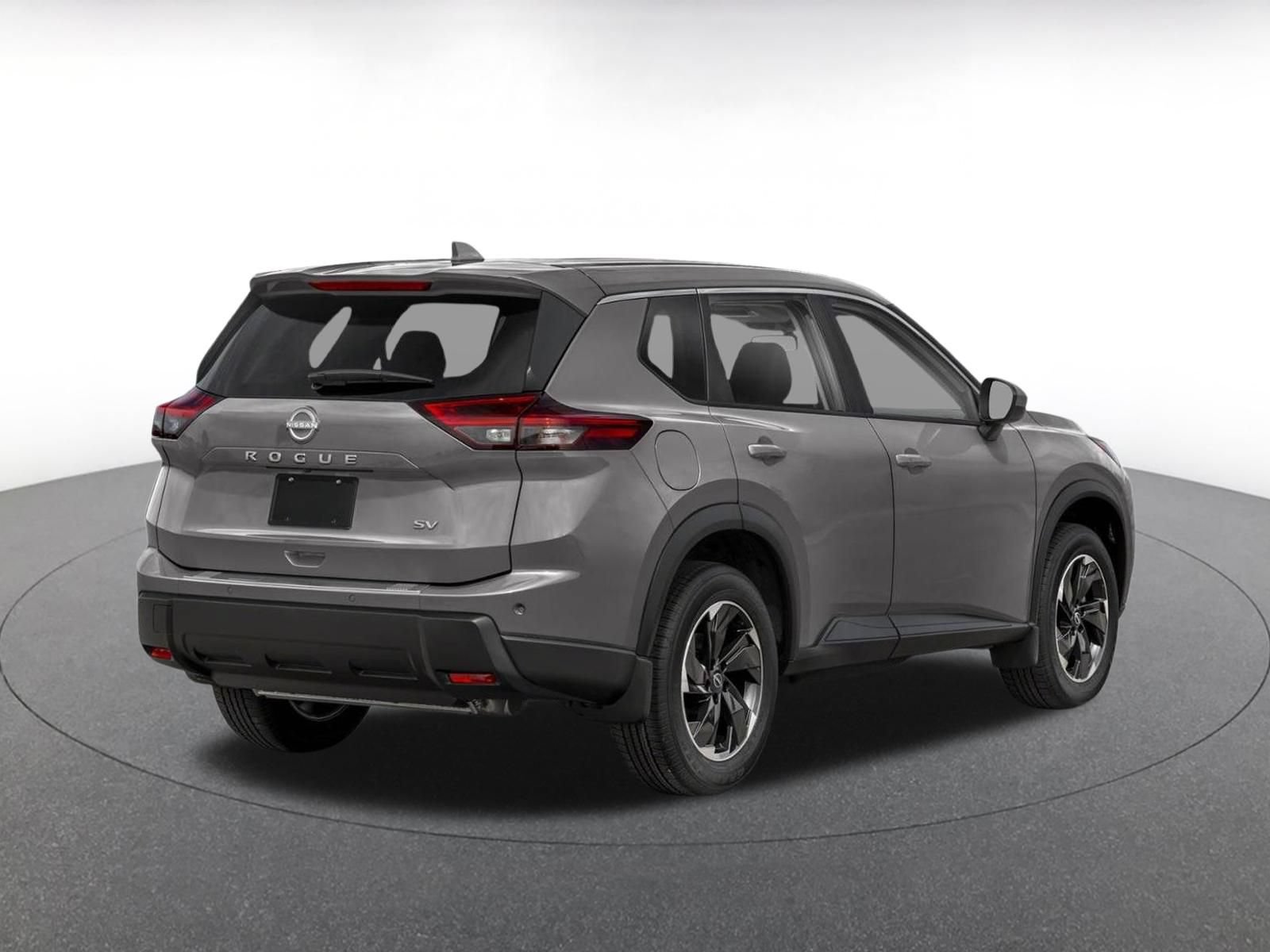 Used 2026 Nissan Rogue SV FWD image 2