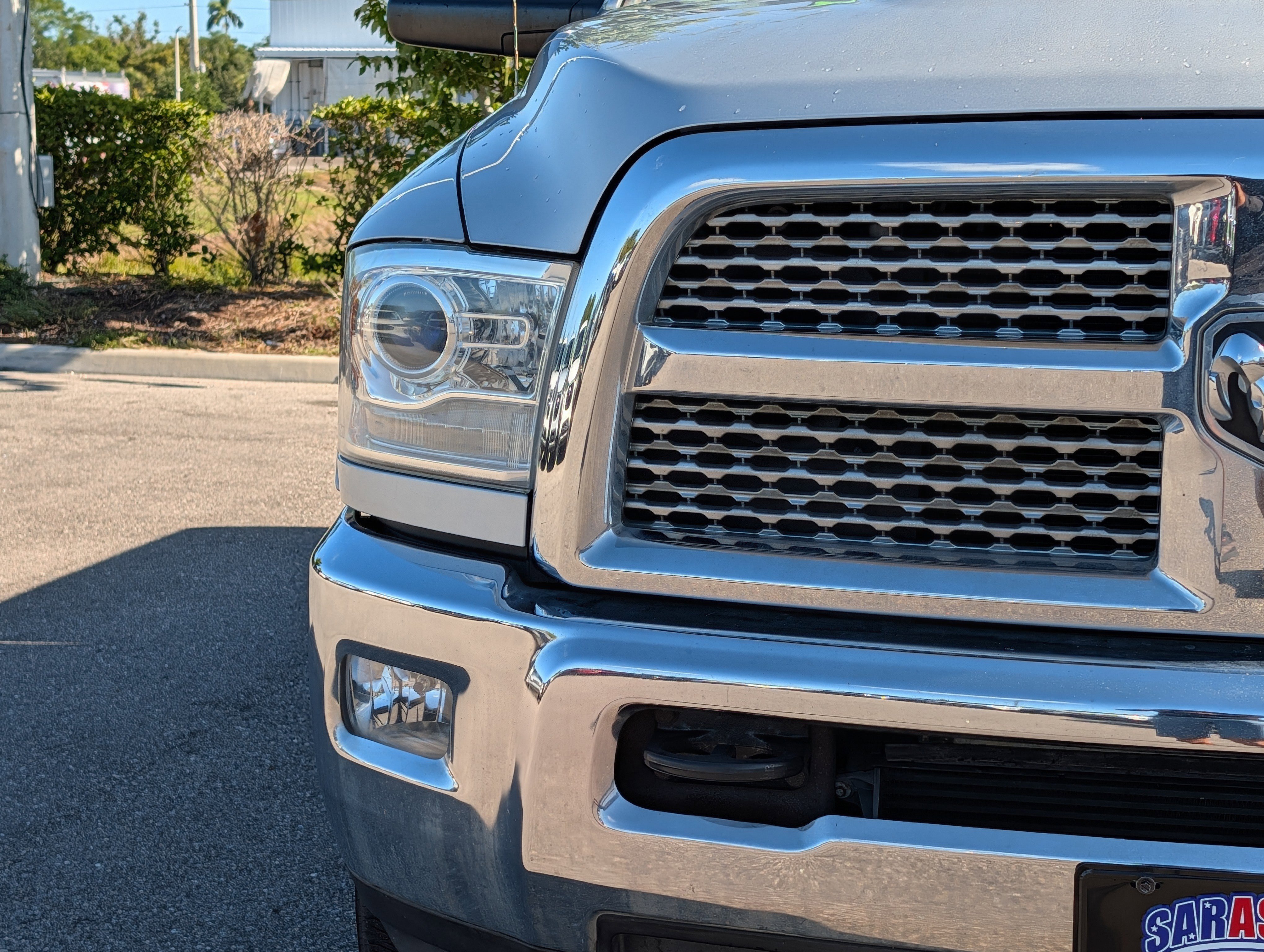 Used 2014 RAM 2500 Laramie AWD/4WD image 9
