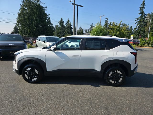 New 2027 Kia Seltos LX AWD/4WD image 2