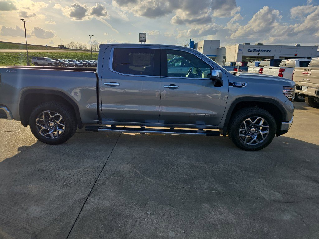 New 2026 GMC Sierra 1500 SLT w/ SLT Premium Plus Package AWD/4WD image 4