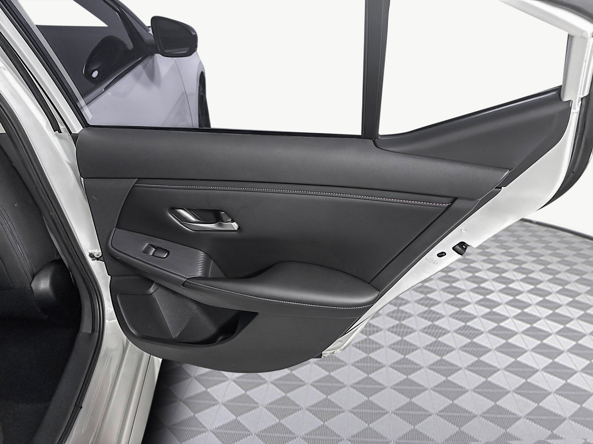 Used 2024 Nissan Sentra SR image 27