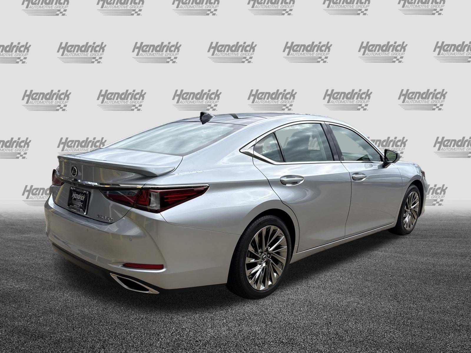 Certified 2025 Lexus ES 350 Ultra Luxury w/ Accessory Package (Z2) FWD image 10