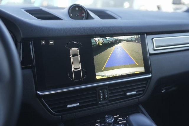 Used 2021 Porsche Cayenne image 27
