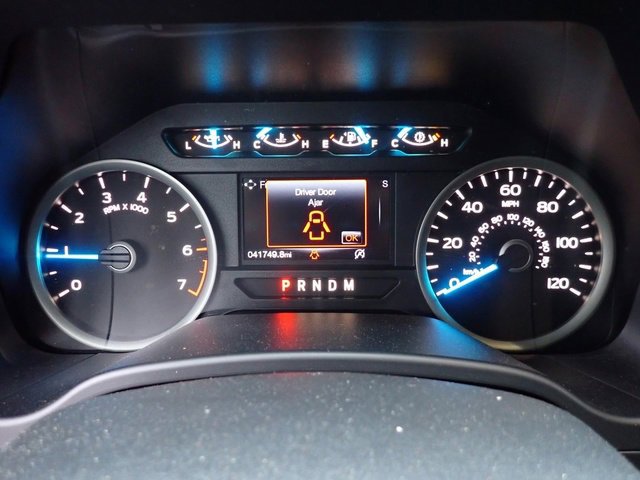 Used 2017 Ford F150 XLT w/ Equipment Group 302A Luxury image 15