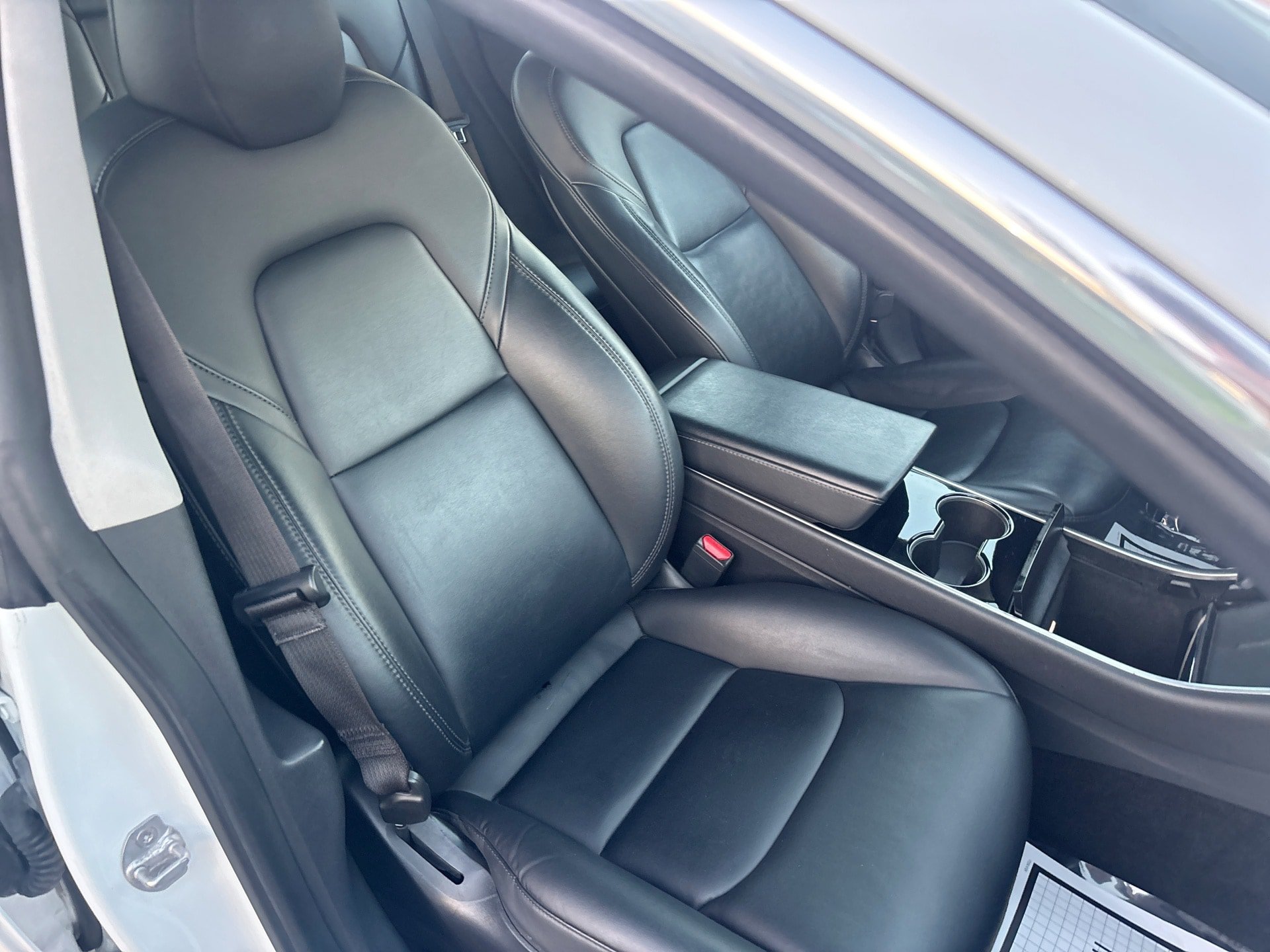 Used 2020 Tesla Model 3 Standard Range Plus RWD image 28