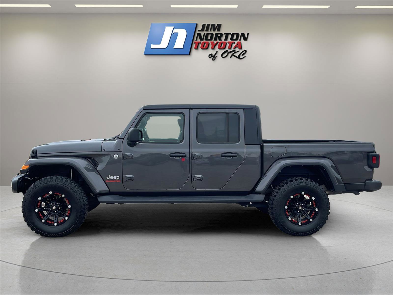 Used 2021 Jeep Gladiator Overland w/ Popular Equipment Package image 8