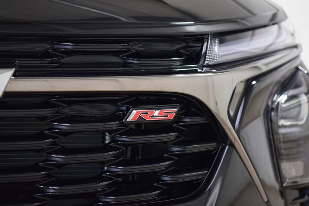 New 2026 Chevrolet Trax RS w/ Driver Confidence Package FWD image 16