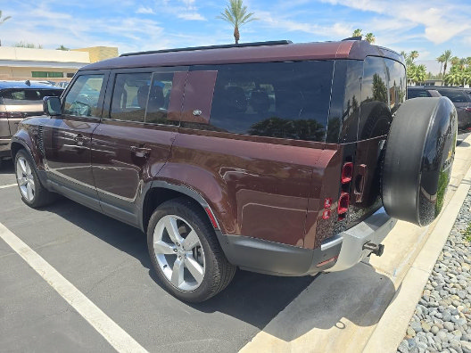 Used 2023 Land Rover Defender 130 First Edition AWD/4WD image 9