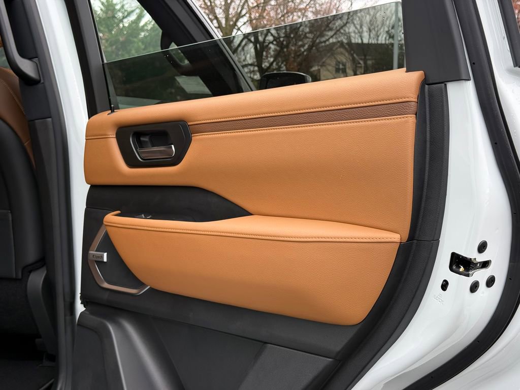 New 2026 Nissan Armada Platinum Reserve image 24