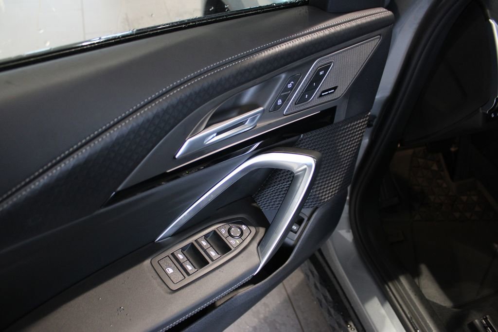 New 2026 BMW X2 xDrive28i image 27