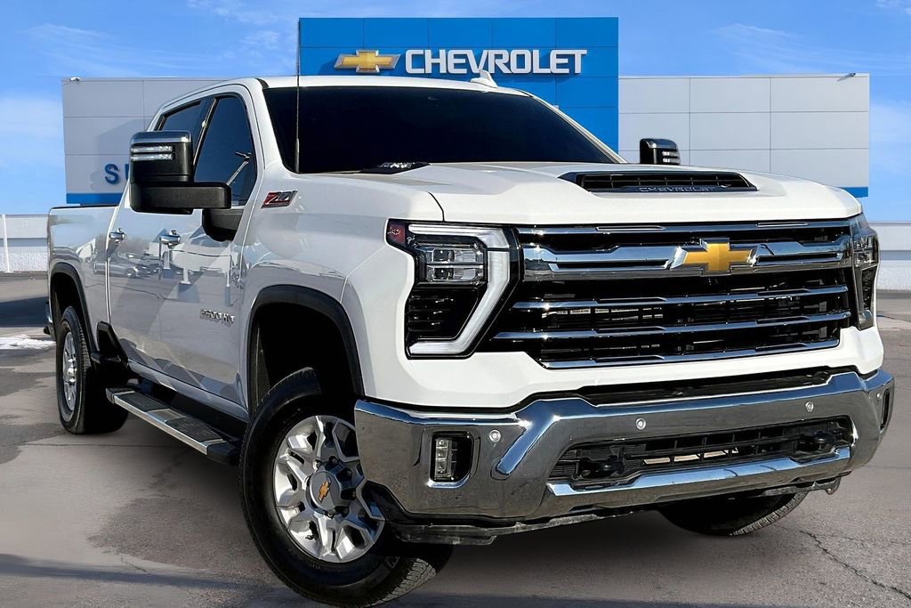 Used 2024 Chevrolet Silverado 2500 LTZ w/ LTZ Convenience Package image 11