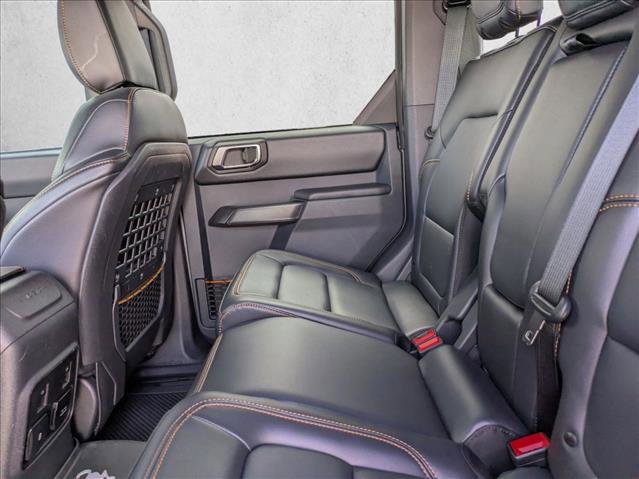 Used 2024 Ford Bronco Badlands image 18