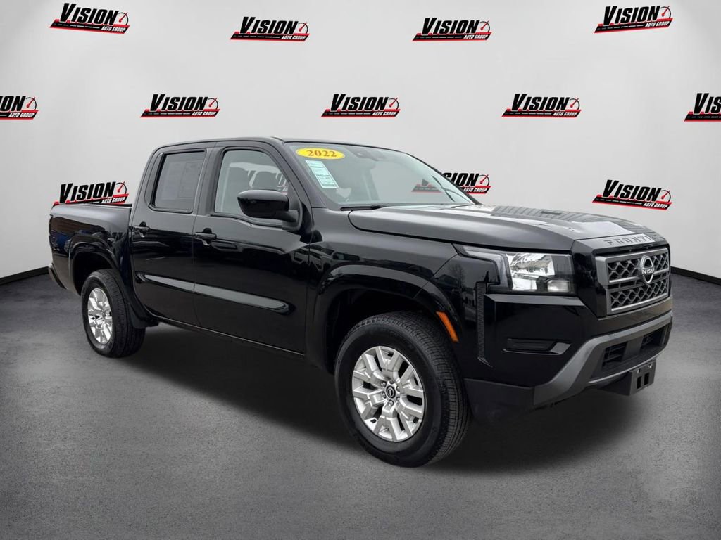 Used 2022 Nissan Frontier SV image 3