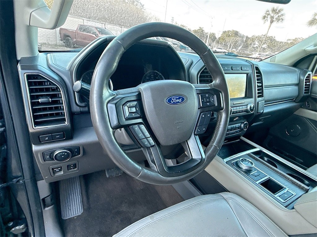 Used 2020 Ford Expedition Max Limited image 12