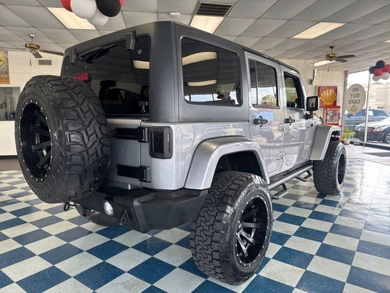 Used 2014 Jeep Wrangler Unlimited Sahara w/ Dual Top Group image 7