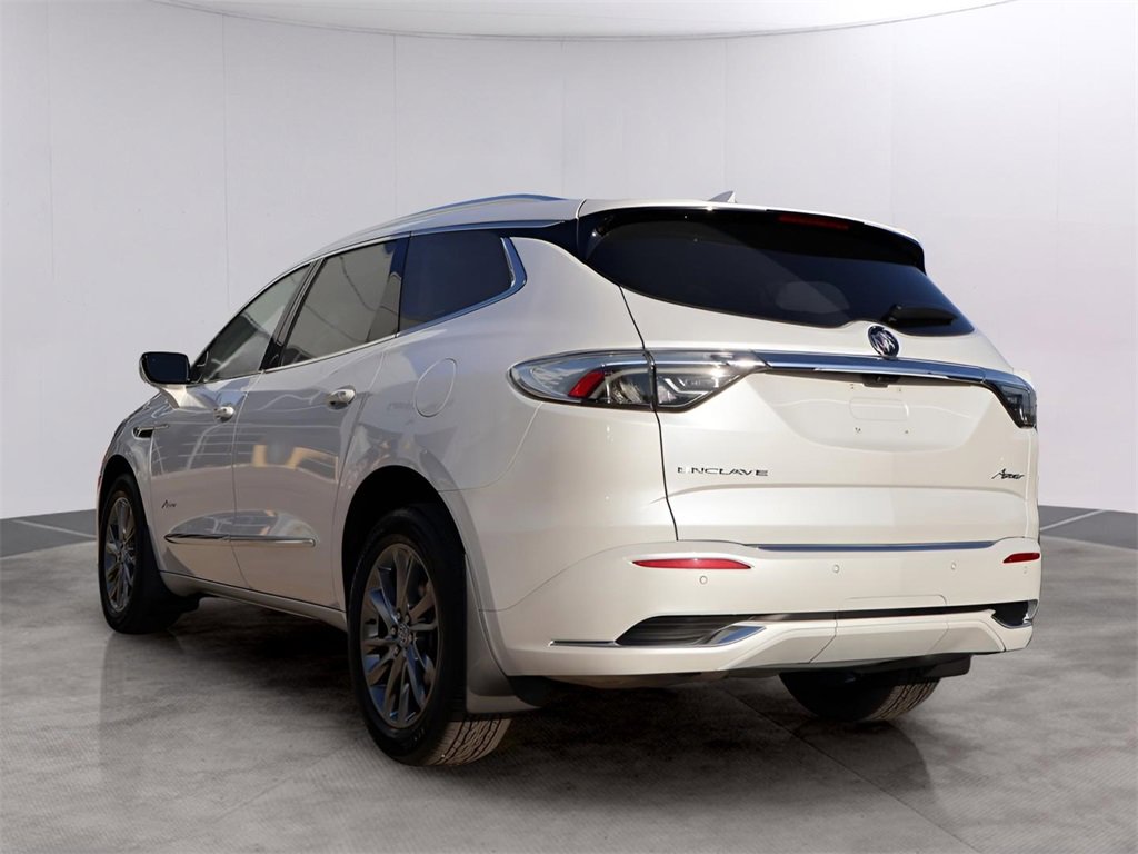 Used 2023 Buick Enclave Avenir w/ Avenir Technology Package image 5
