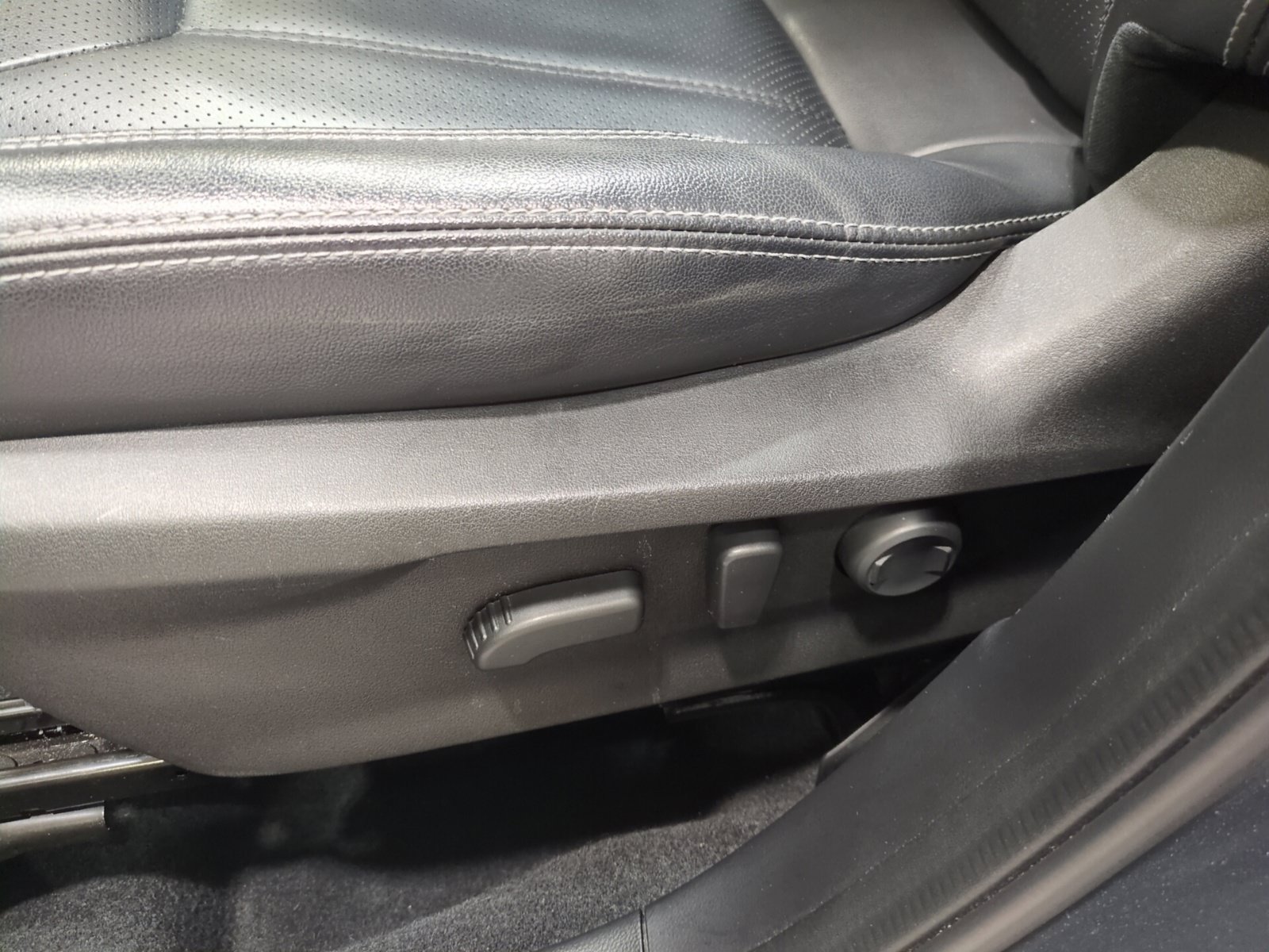 Used 2020 Subaru Forester Limited AWD/4WD image 18