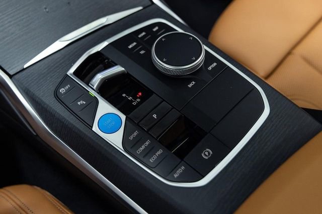 Used 2025 BMW i4 xDrive40i w/ Premium Package image 18