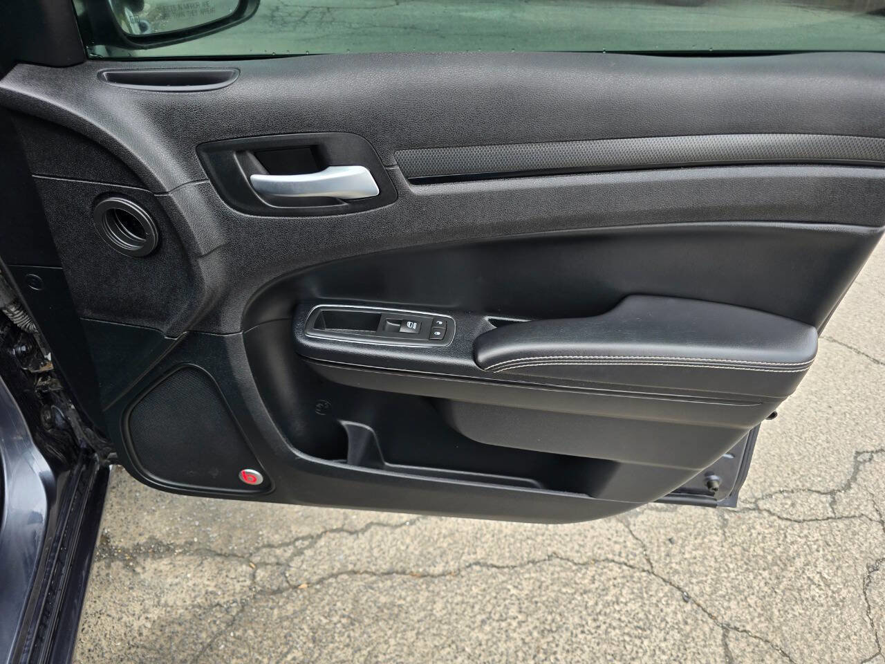 Used 2016 Chrysler 300 S w/ 300S Premium Group image 29