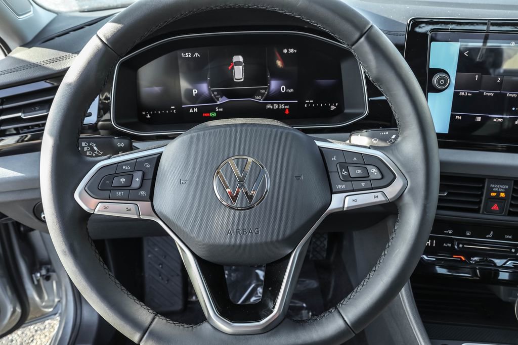 New 2026 Volkswagen Jetta SE image 27