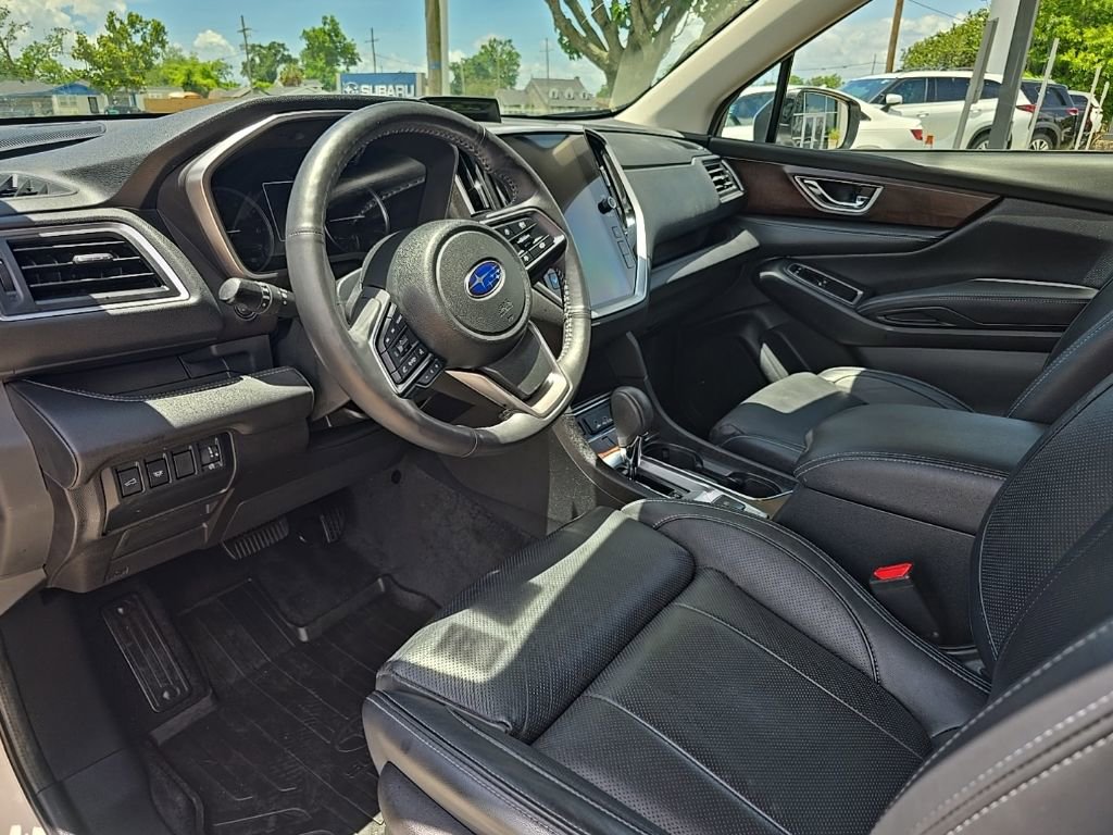 Used 2023 Subaru Ascent Touring AWD/4WD image 5