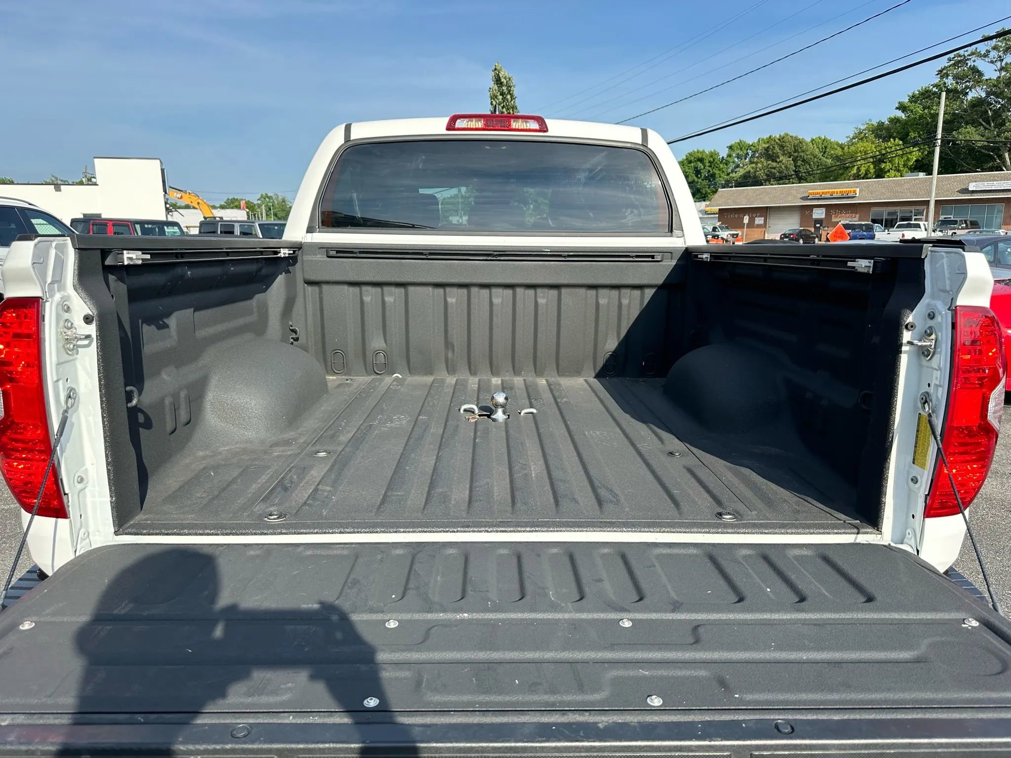 Used 2020 Toyota Tundra SR5 w/ SR5 Upgrade Package image 22