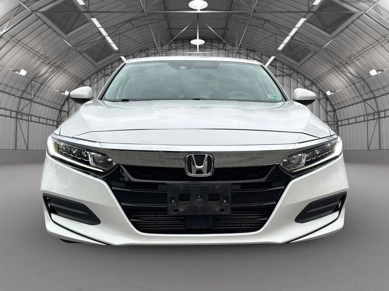 Used 2020 Honda Accord LX image 2