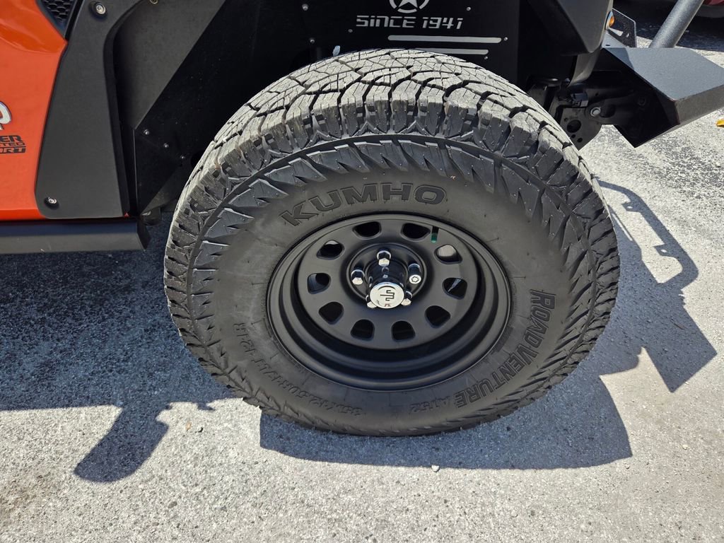 Used 2018 Jeep Wrangler Unlimited Sport S AWD/4WD image 16