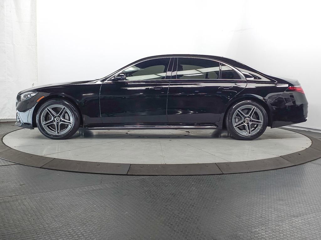 Certified 2023 Mercedes-Benz S 500 4MATIC image 4
