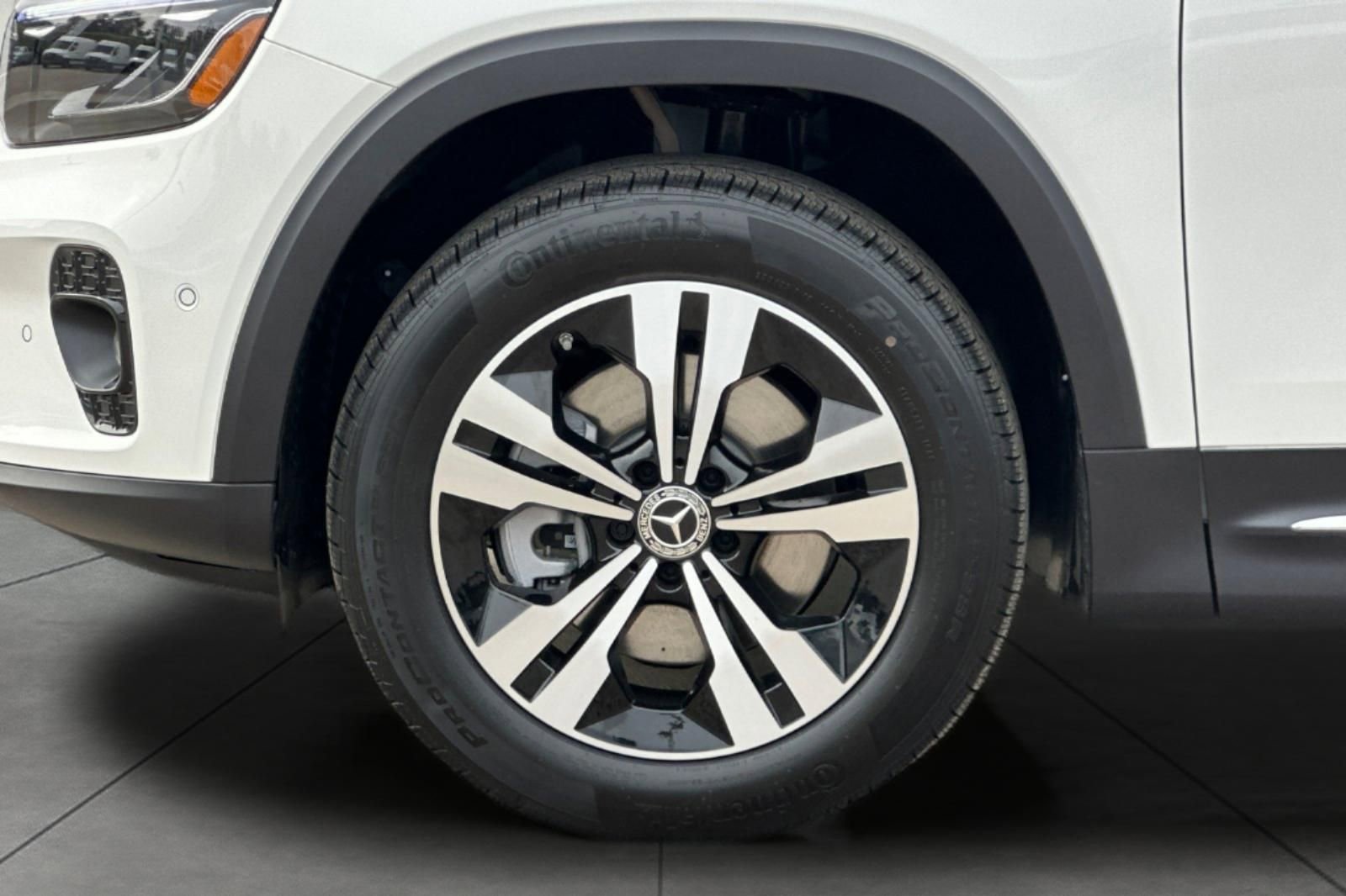 New 2026 Mercedes-Benz GLB 250 image 3