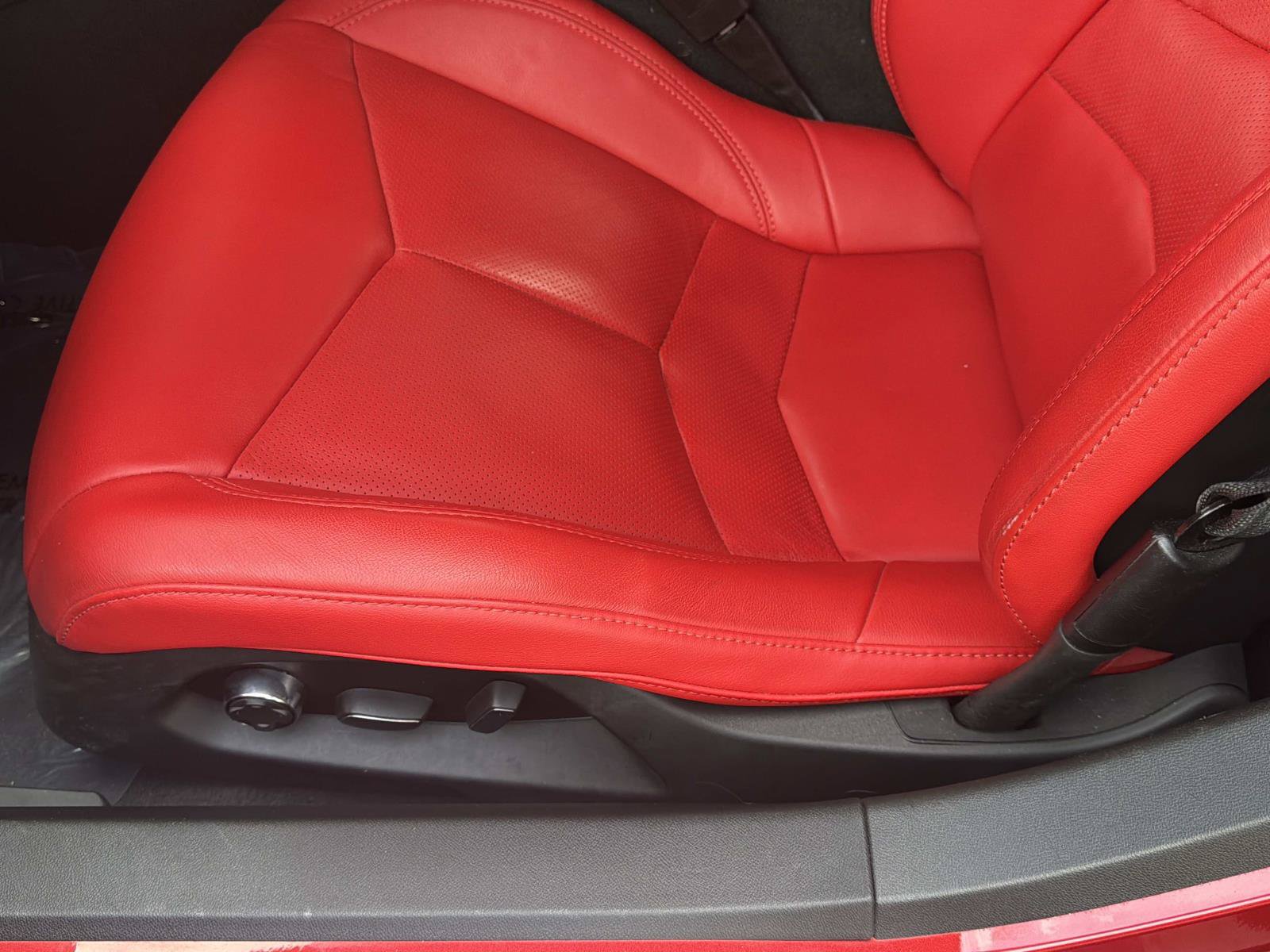 Used 2022 Chevrolet Corvette Stingray Preferred Conv w/ Z51 Performance Package RWD image 15