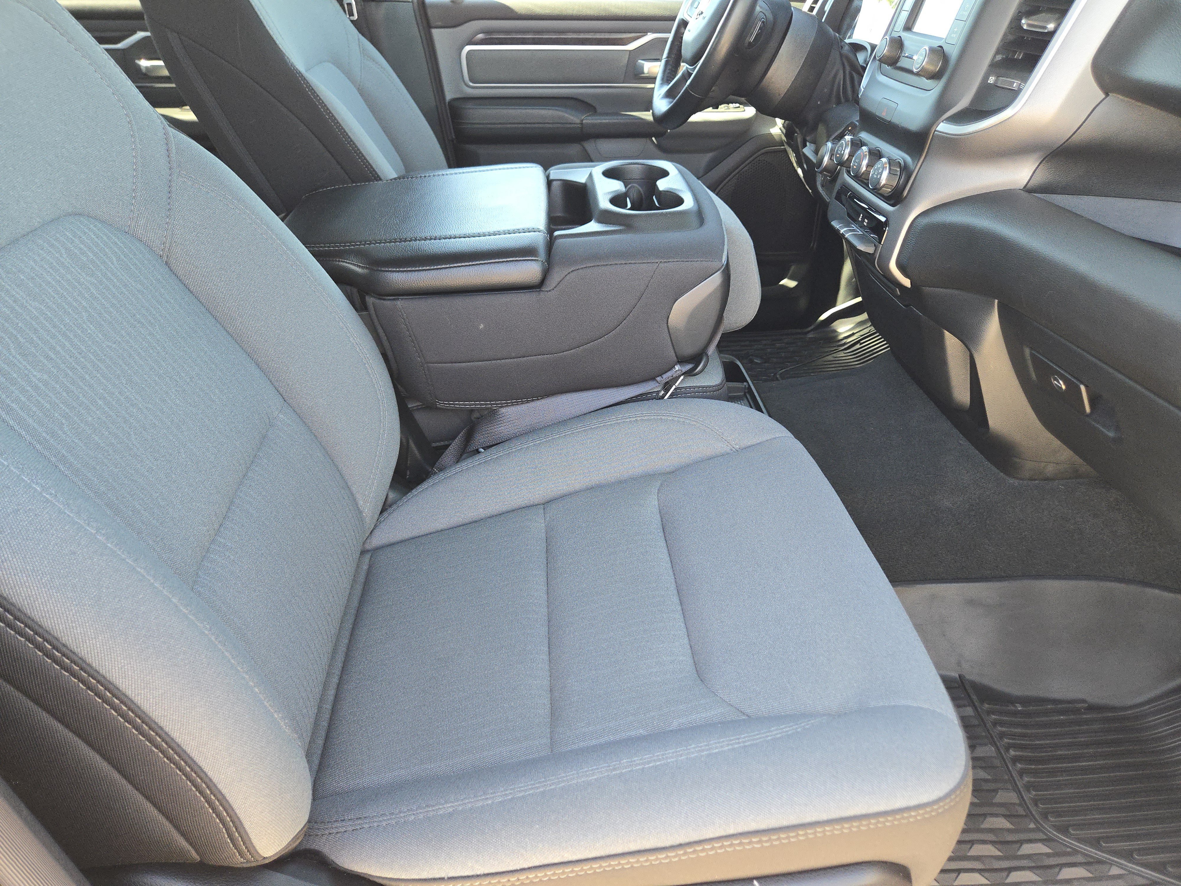 Used 2022 RAM 1500 Big Horn AWD/4WD image 15