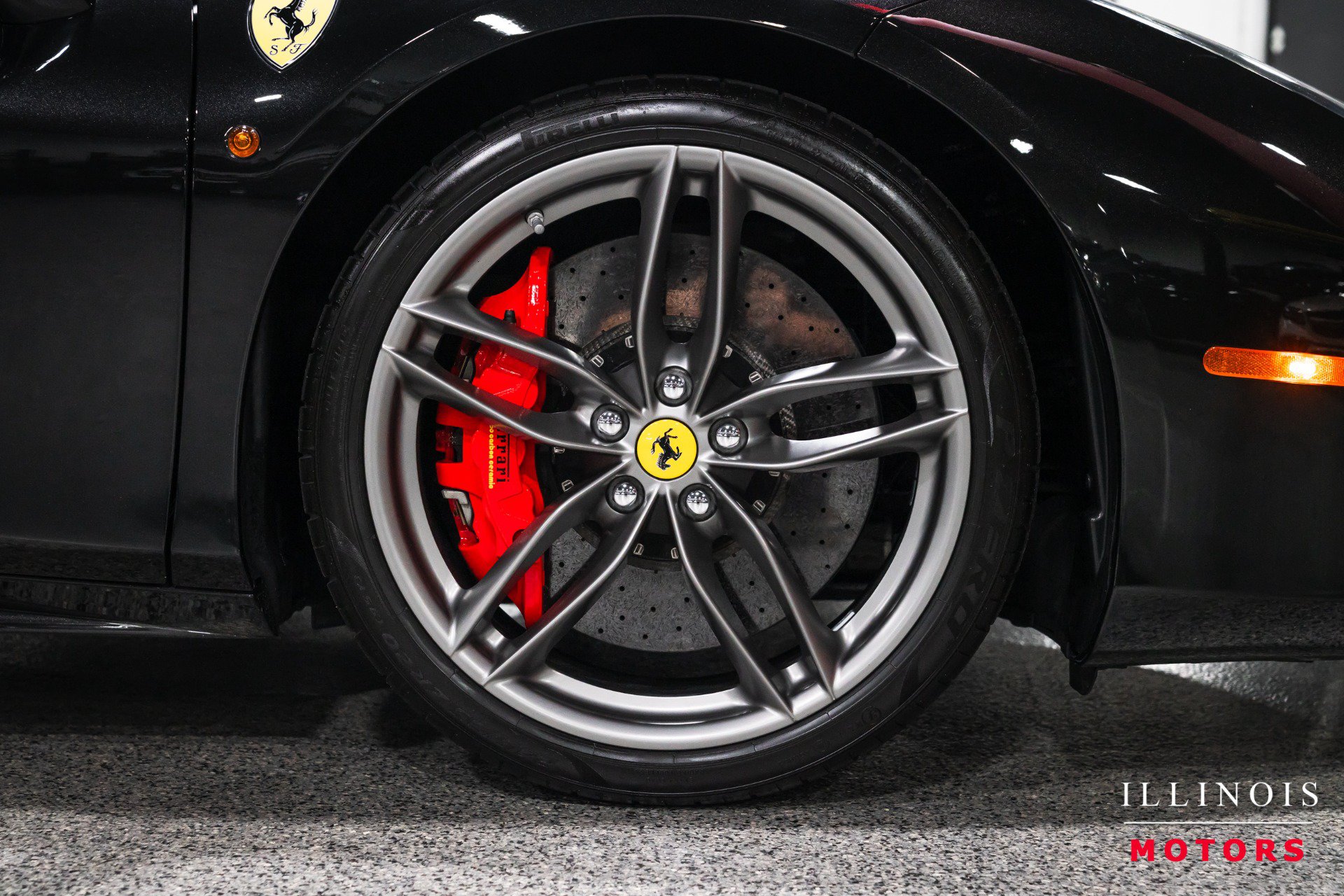 Used 2019 Ferrari 488 Spider RWD image 12