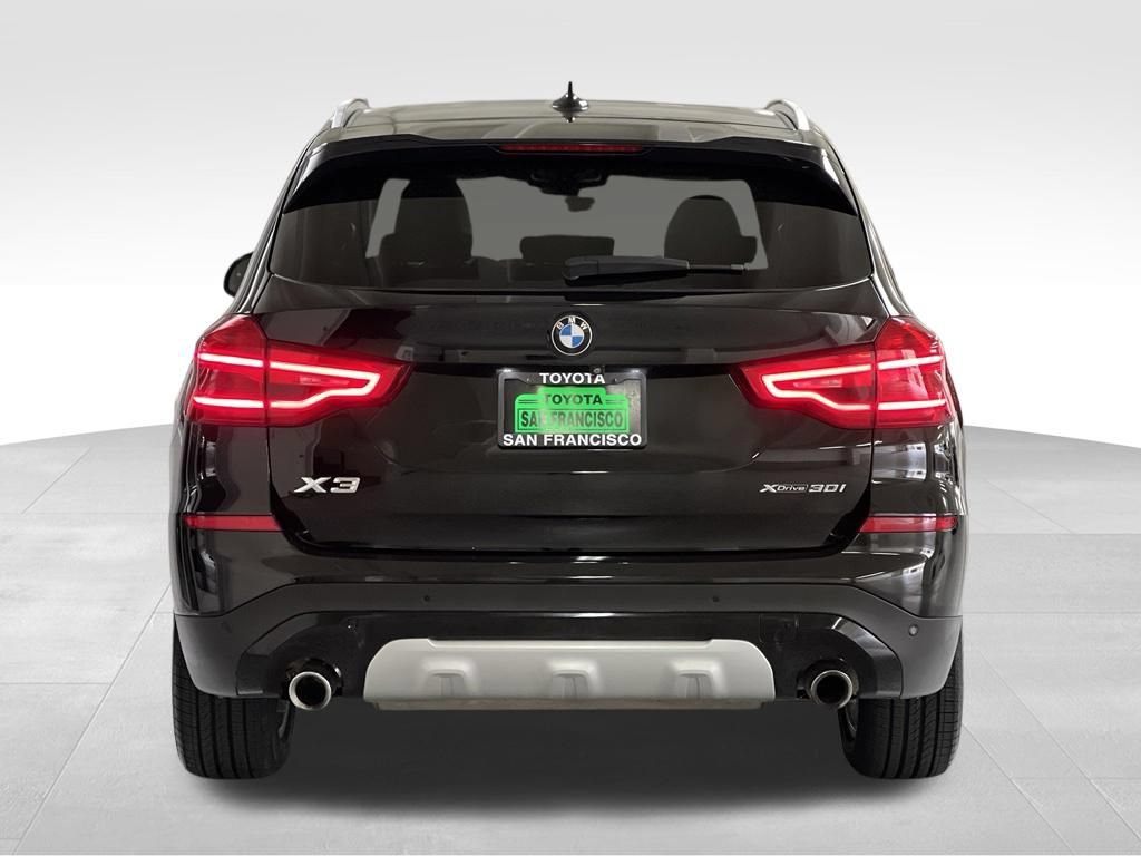 Used 2019 BMW X3 xDrive30i w/ Driving Assistance Package AWD/4WD image 4