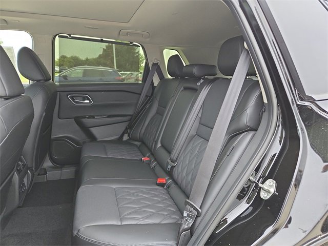 New 2026 Nissan Rogue Platinum w/ Platinum Premium Package image 17